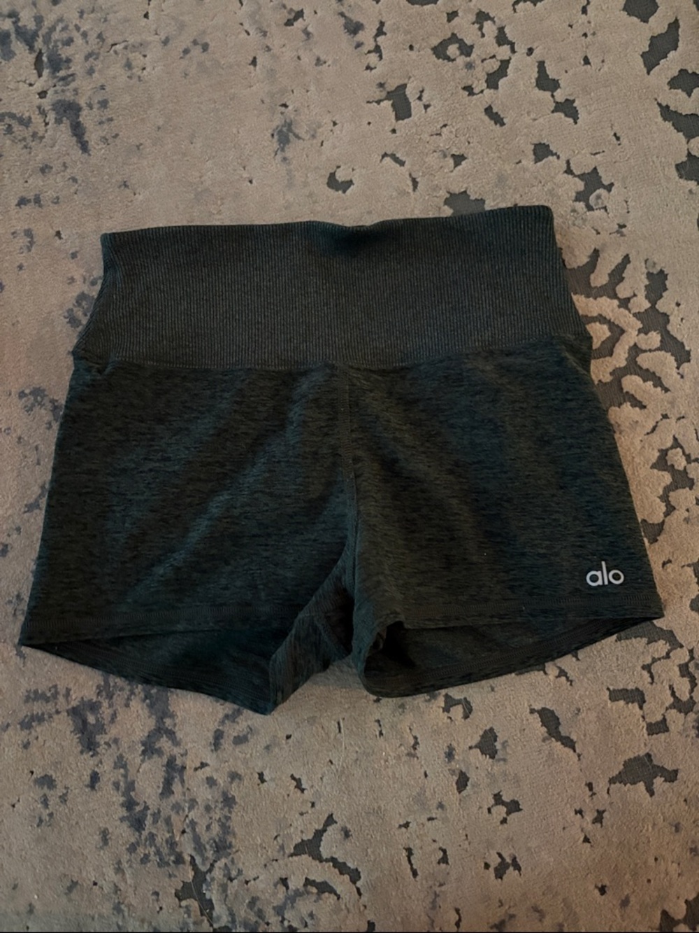 ALO Yoga Dark green High-Waist Ribbed Bike Shorts
